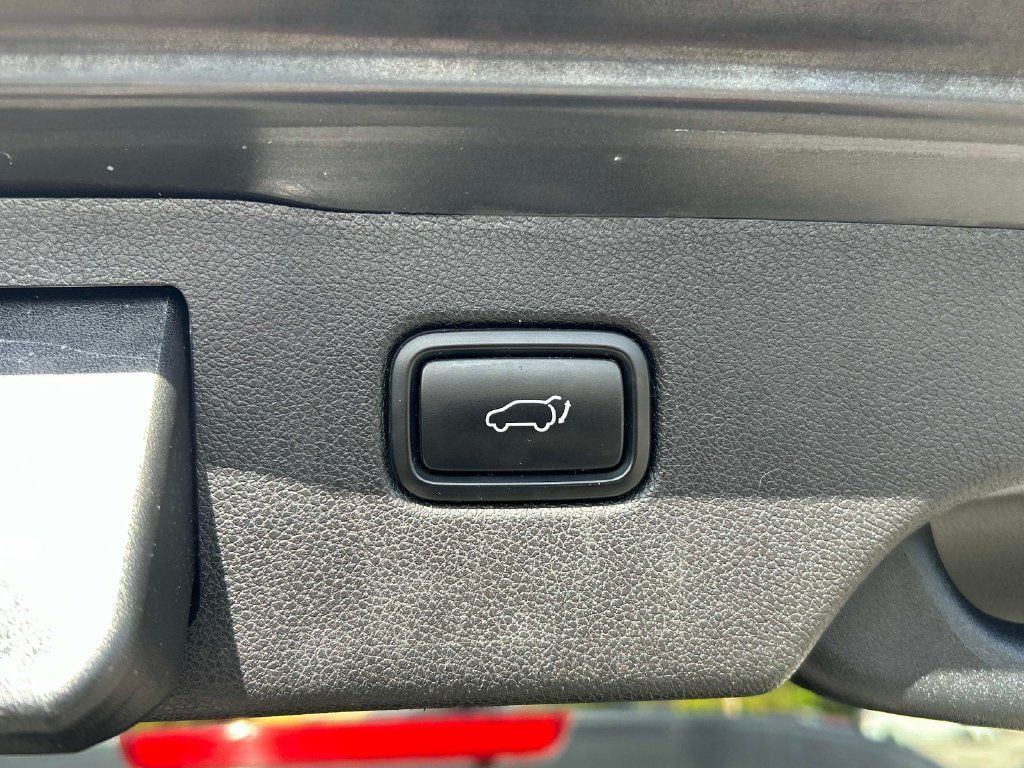 Used 2016 Kia Sorento EX w/ EX Premium Package FWD image 12