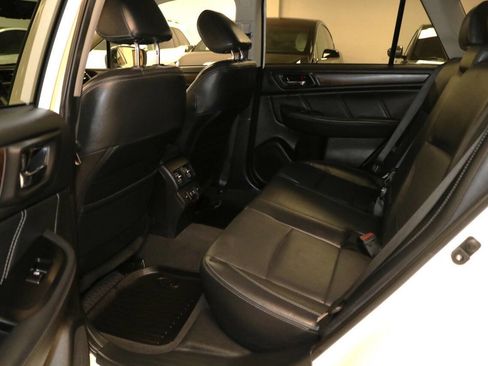 Used 2019 Subaru Outback 2.5i Limited w/ Popular Package #2 image 13