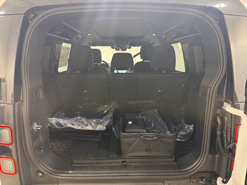 New 2026 Land Rover Defender 110 S AWD/4WD image 29