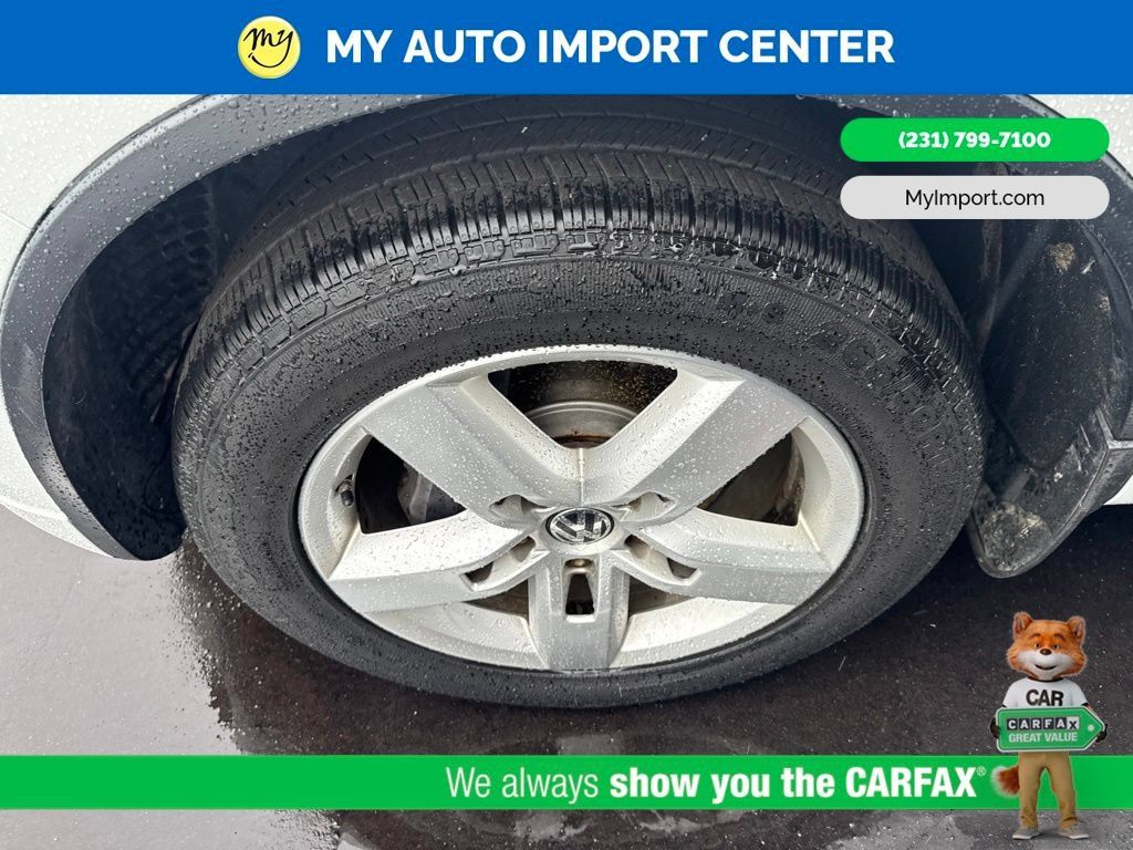 Used 2014 Volkswagen Touareg TDI AWD/4WD image 7