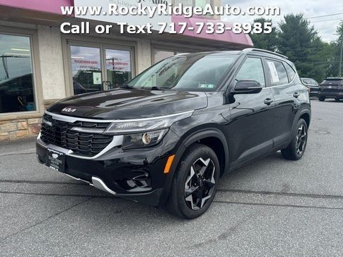 Used 2024 Kia Seltos EX AWD/4WD image 3