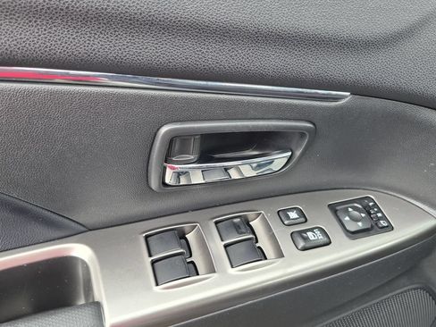 Used 2025 Mitsubishi Outlander Sport SE AWD/4WD image 13
