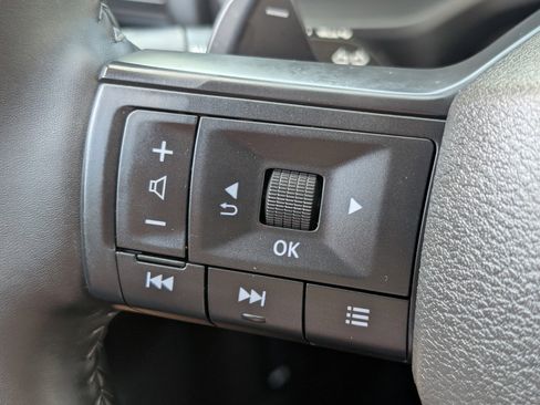 Certified 2025 Nissan Rogue SV AWD/4WD image 30
