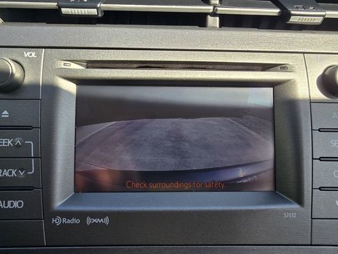 Used 2014 Toyota Prius Three FWD image 22