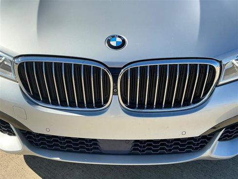 Used 2016 BMW 750i xDrive image 12