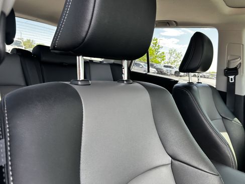 Used 2022 Toyota 4Runner SR5 Premium w/ Moonroof Package AWD/4WD image 13