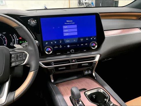 Used 2023 Lexus RX 350 Premium w/ Accessory Package AWD/4WD image 9