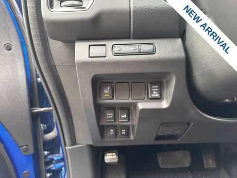 Used 2024 Nissan Frontier PRO-4X w/ Pro Premium Package AWD/4WD image 19