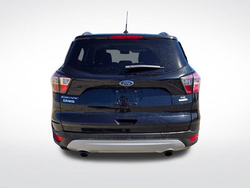 Used 2018 Ford Escape SE image 4