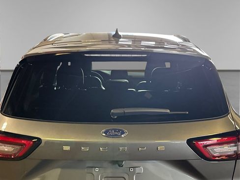 Certified 2025 Ford Escape ST-Line AWD/4WD image 18