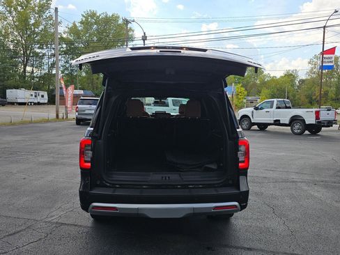 Used 2022 Ford Expedition Max Platinum image 38