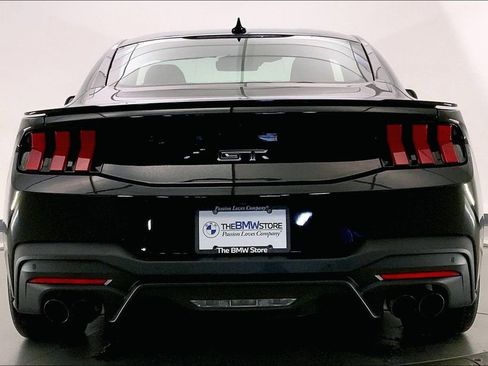 Used 2024 Ford Mustang GT Premium image 3