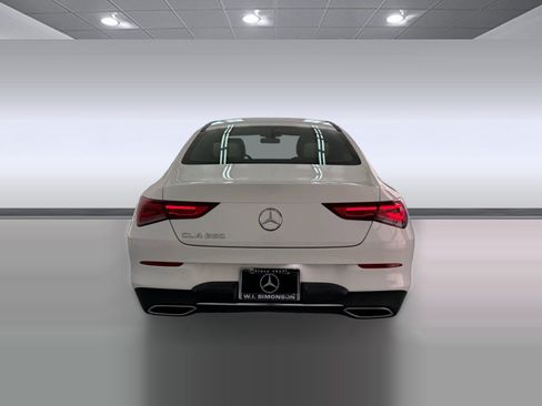 Used 2023 Mercedes-Benz CLA 250 image 9