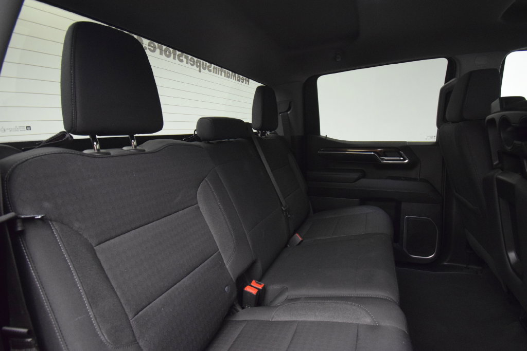 Used 2024 Chevrolet Silverado 1500 LT AWD/4WD image 18