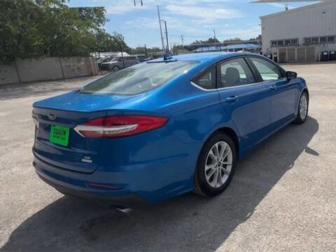Used 2020 Ford Fusion SE image 8