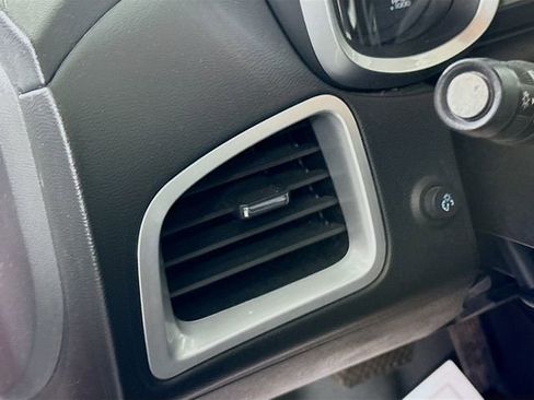 Used 2017 Chevrolet Equinox Premier w/ Enhanced Convenience Package image 11