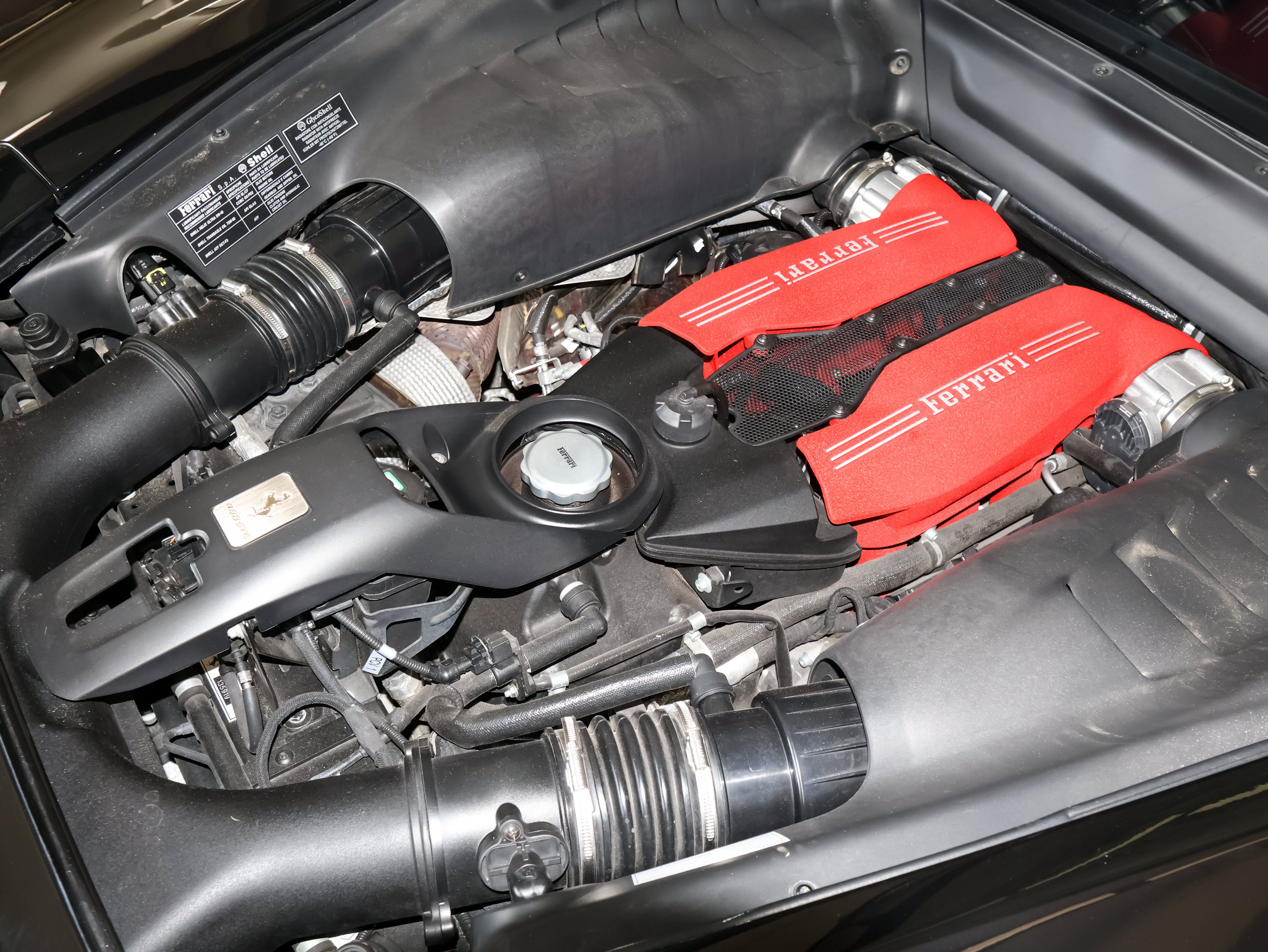 Used 2016 Ferrari 488 GTB RWD image 53