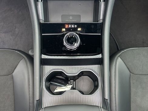 New 2025 Jeep Grand Cherokee Laredo image 29