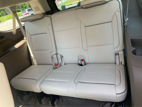 Used 2023 GMC Yukon XL Denali AWD/4WD image 26
