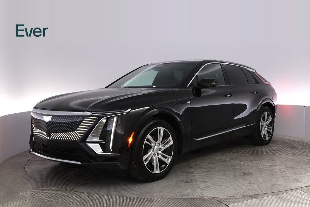 Used 2024 Cadillac Lyriq Tech RWD image 2