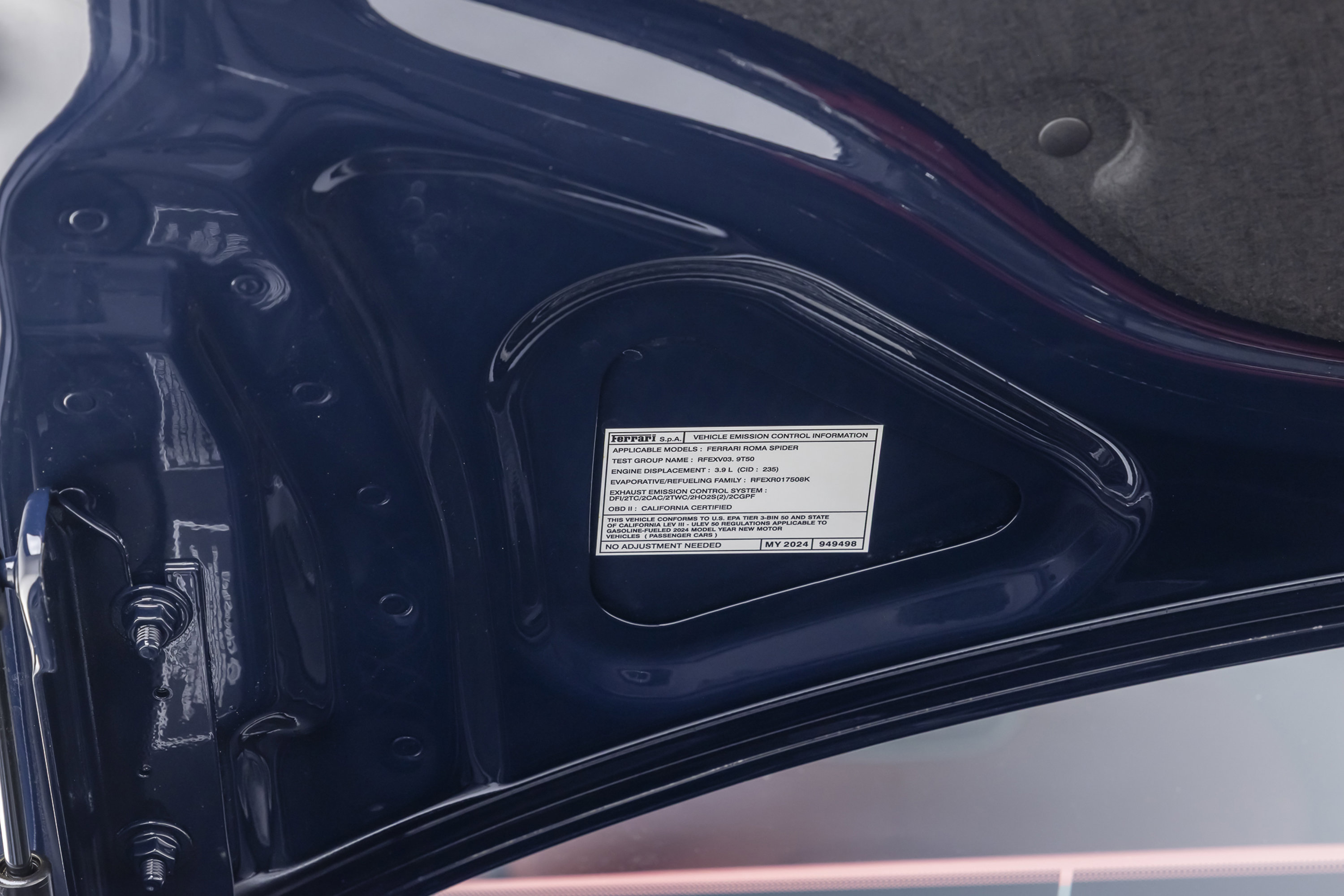 Certified 2024 Ferrari Roma Spider RWD image 47