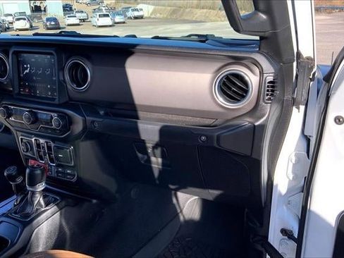 Used 2020 Jeep Gladiator Rubicon w/ Dual Top Group image 16