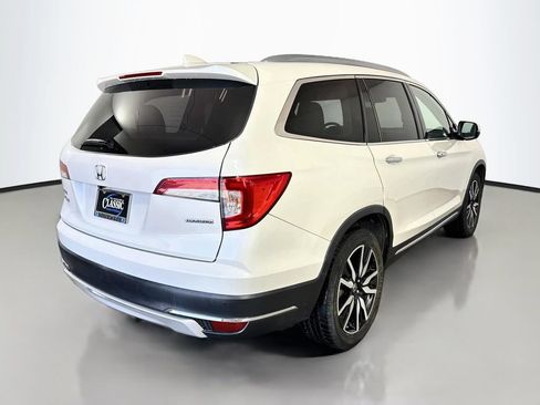 Used 2019 Honda Pilot Touring image 7