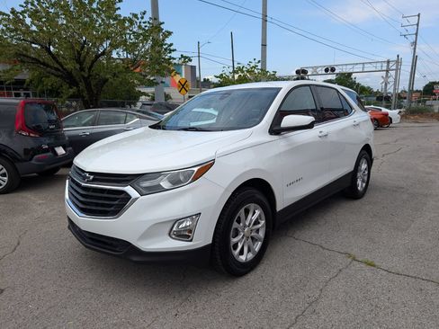 Used 2020 Chevrolet Equinox LT FWD image 3