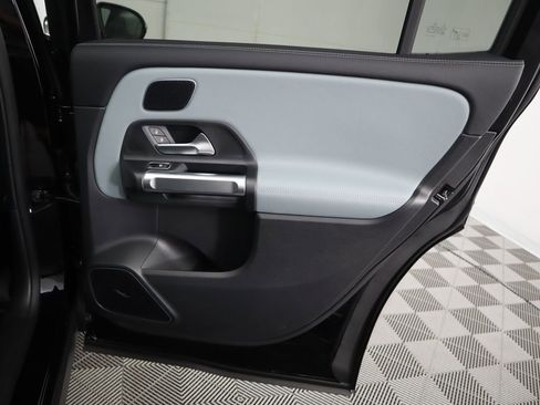 New 2026 Mercedes-Benz GLB 250 image 28