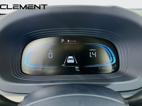 Certified 2026 Hyundai Venue SEL FWD image 18