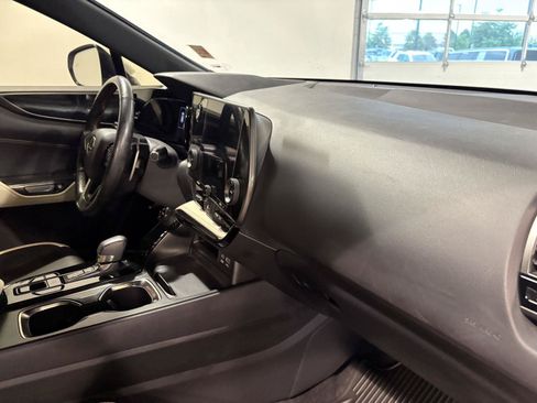 Used 2023 Lexus NX 350h AWD w/ Towing Package (2000 Lbs) image 41
