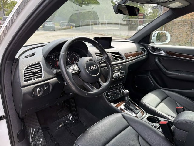 Used 2018 Audi Q3 2.0T Premium Plus AWD/4WD image 20