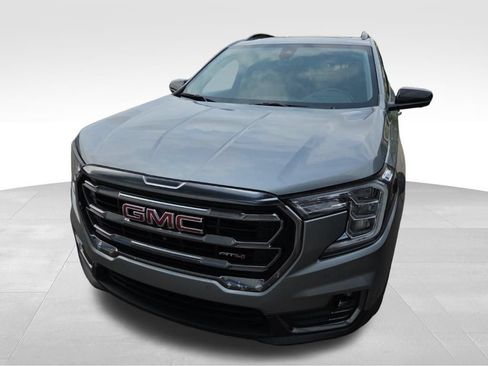 Certified 2023 GMC Terrain AT4 w/ Tech Package AWD/4WD image 9