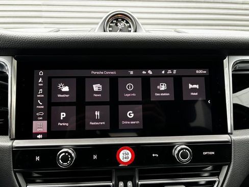 Certified 2026 Porsche Macan S AWD/4WD image 20