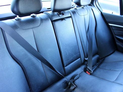 Used 2016 BMW 328i Sedan image 18