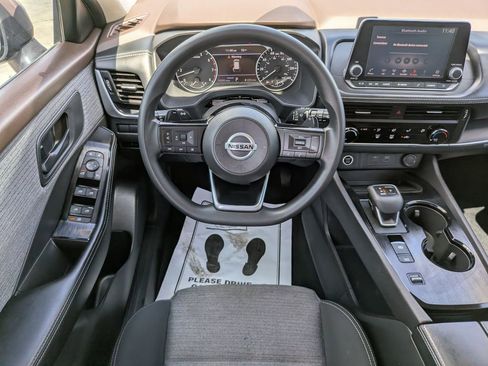 Used 2021 Nissan Rogue S FWD image 15