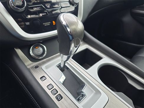 Used 2018 Nissan Murano Platinum image 26