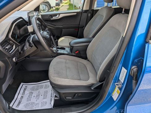 Used 2020 Ford Escape SE FWD image 22