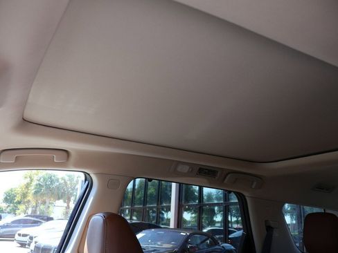 Used 2024 Nissan Pathfinder Platinum w/ Cargo Package image 25