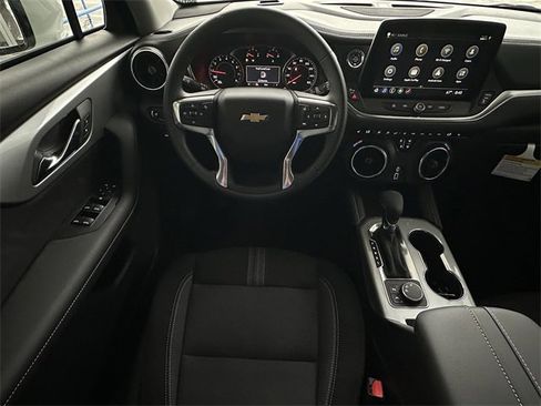 New 2025 Chevrolet Blazer LT w/ Driver Confidence Package image 9