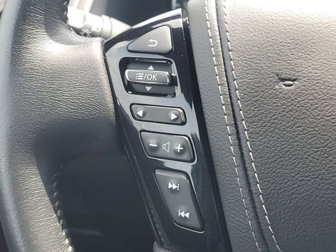 Used 2022 Nissan Armada Platinum RWD image 33