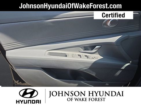 Certified 2025 Hyundai Elantra Sport FWD image 33