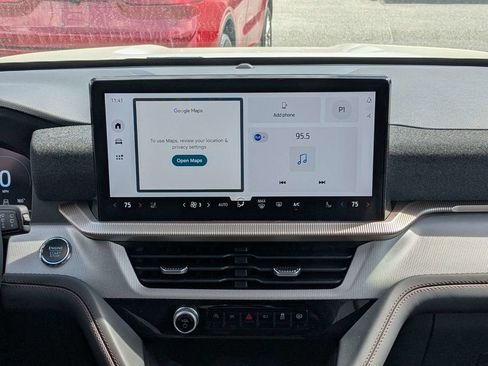 New 2026 Ford Explorer Active w/ Active Comfort Package image 18