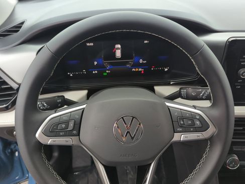 New 2026 Volkswagen Taos S image 9