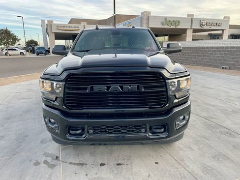 Used 2019 RAM 2500 Big Horn w/ Black Appearance Package image 8