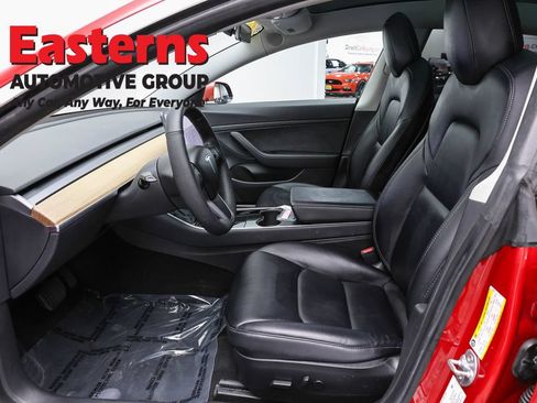 Used 2020 Tesla Model 3 Standard Range RWD image 14