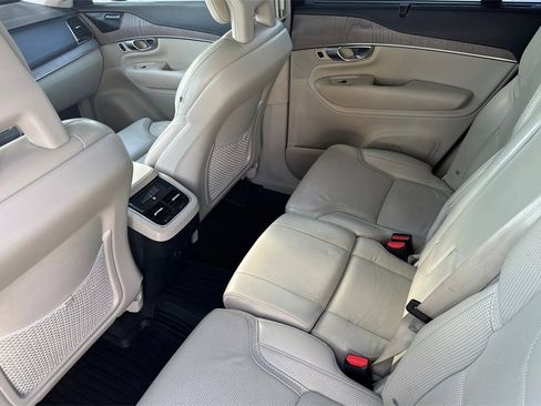 Used 2021 Volvo XC90 T6 Inscription image 13