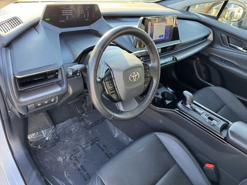Used 2023 Toyota Prius Limited image 12