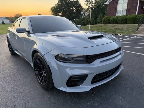 Used 2021 Dodge Charger SRT Hellcat w/ Harman/Kardon Audio Group RWD image 12