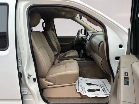 Used 2018 Nissan Frontier SV AWD/4WD image 22